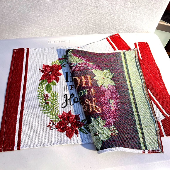 Tapestry placemats holiday
Christmas house set of two Home for the Holidays - Picture 4 of 6